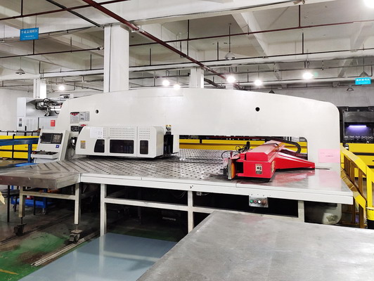 金方圓數(shù)控沖床<br>
最大幅面：1500mm×5000mm